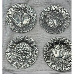 Vintage Round Metal Plate 7 Inch Set of 4 Fruit Themed